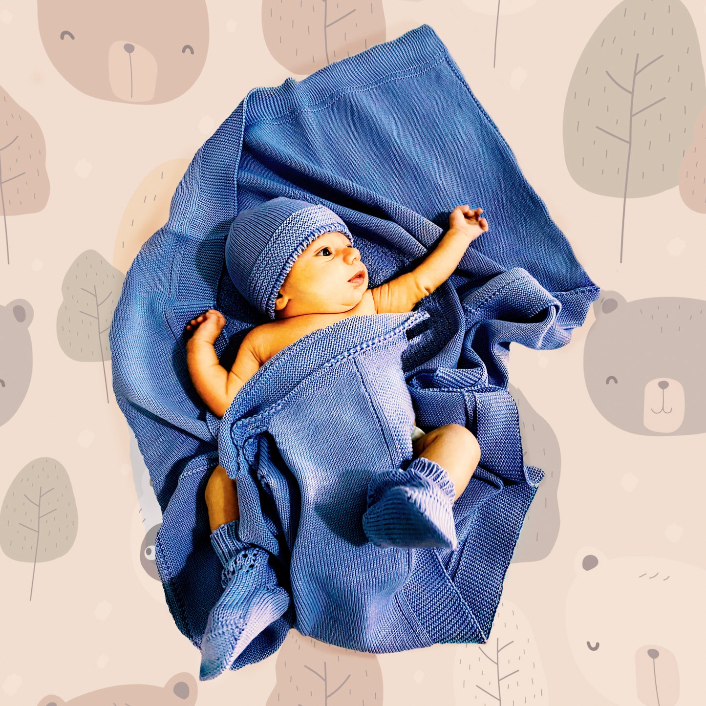 Copertina in Lana Merino per Neonati con Babbucce e Cappello, Prodotto Artigianale, Made in Italy