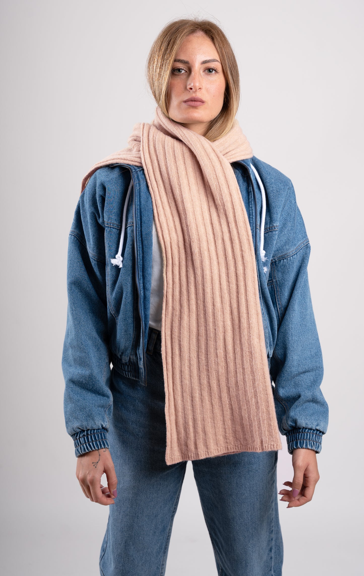 Sciarpone a coste al 100% in pura lana - Made in Italy