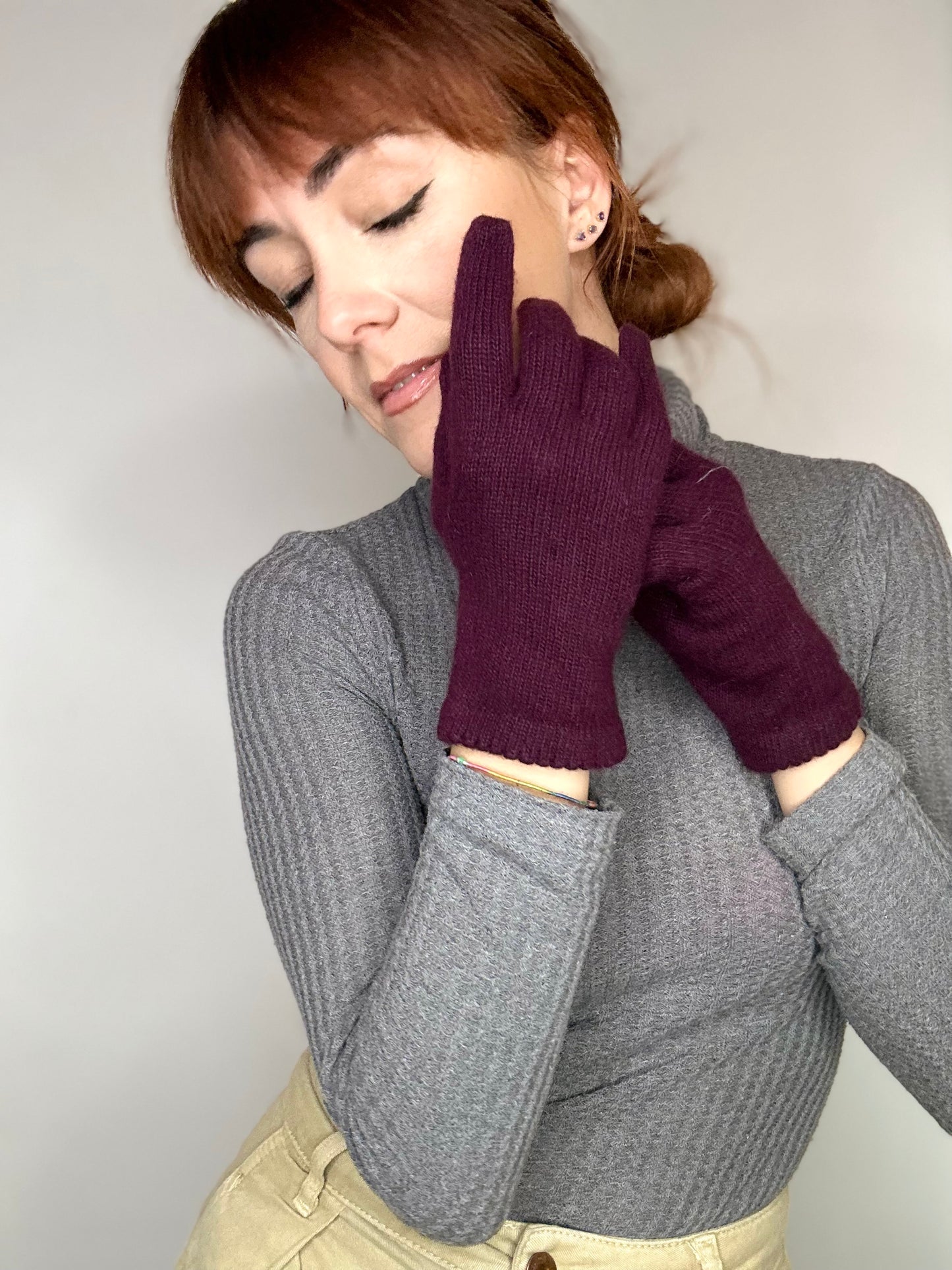 Guanti in lana misto angora da Donna con bordo smerlato - Made in Italy