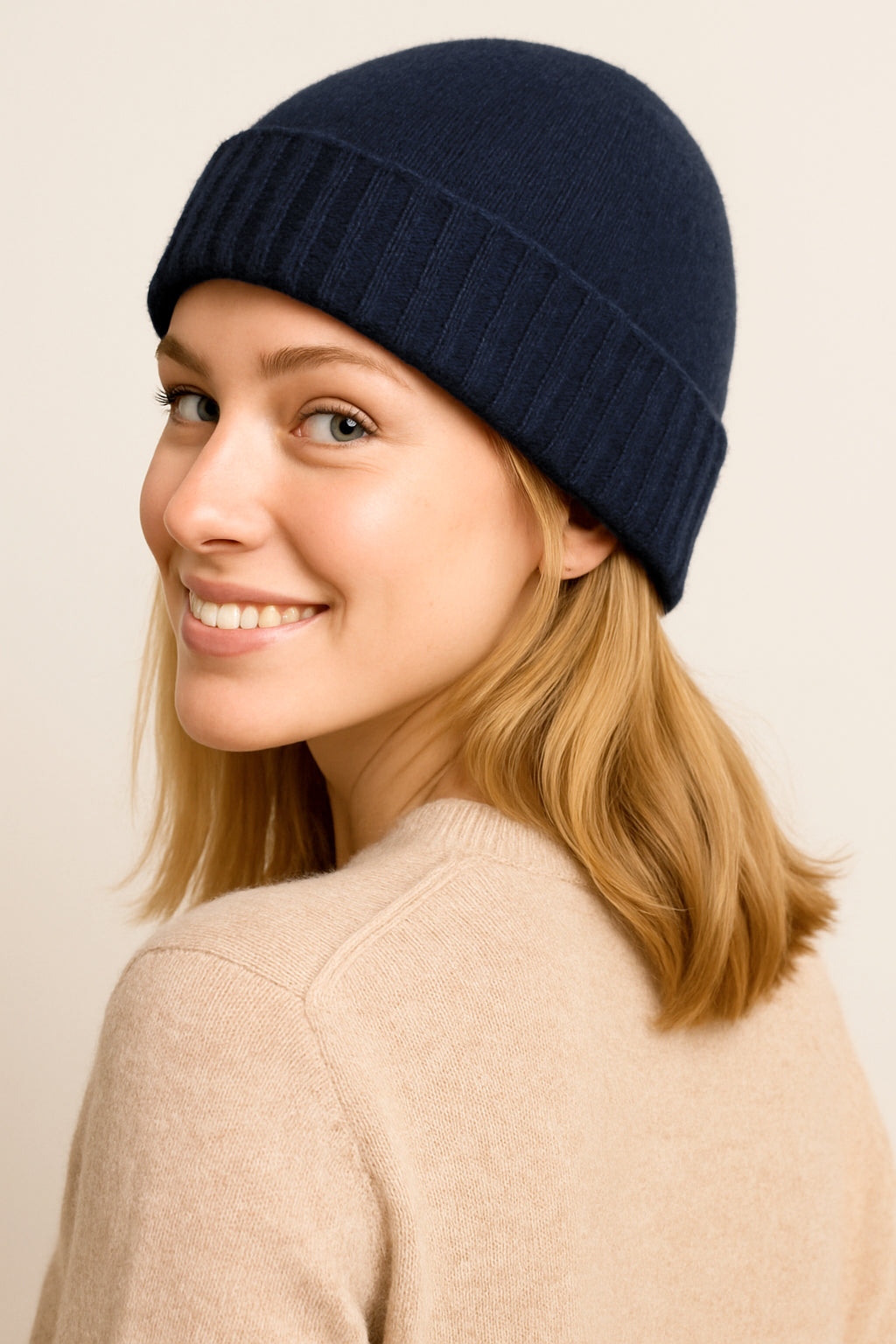 Cappello di Lana misto Cashmere  con Risvolti a Coste – Unisex - Made in Italy