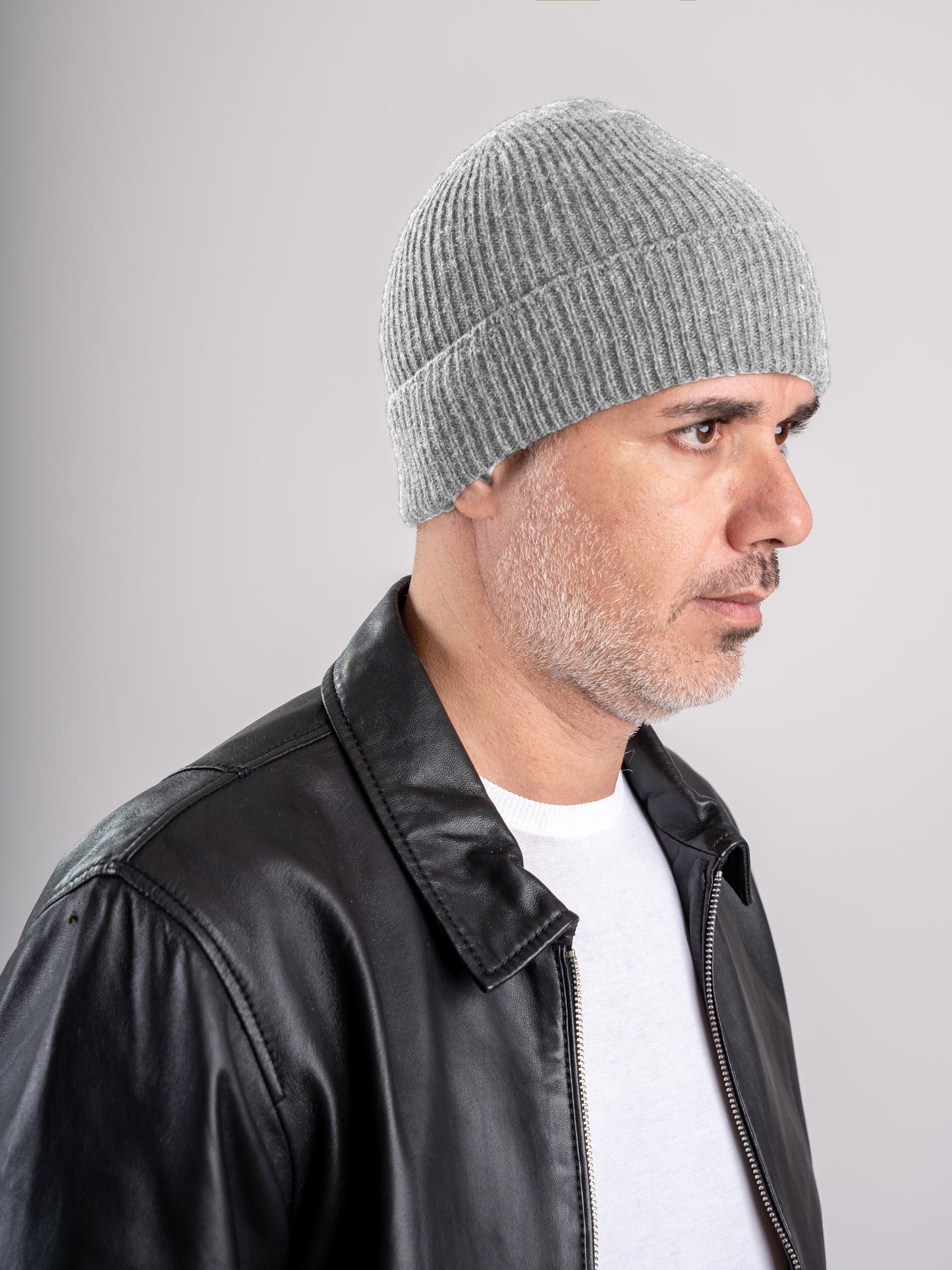 Berretto in Maglia al 100% in Lana a coste 1X1 - Unisex - Made in Italy