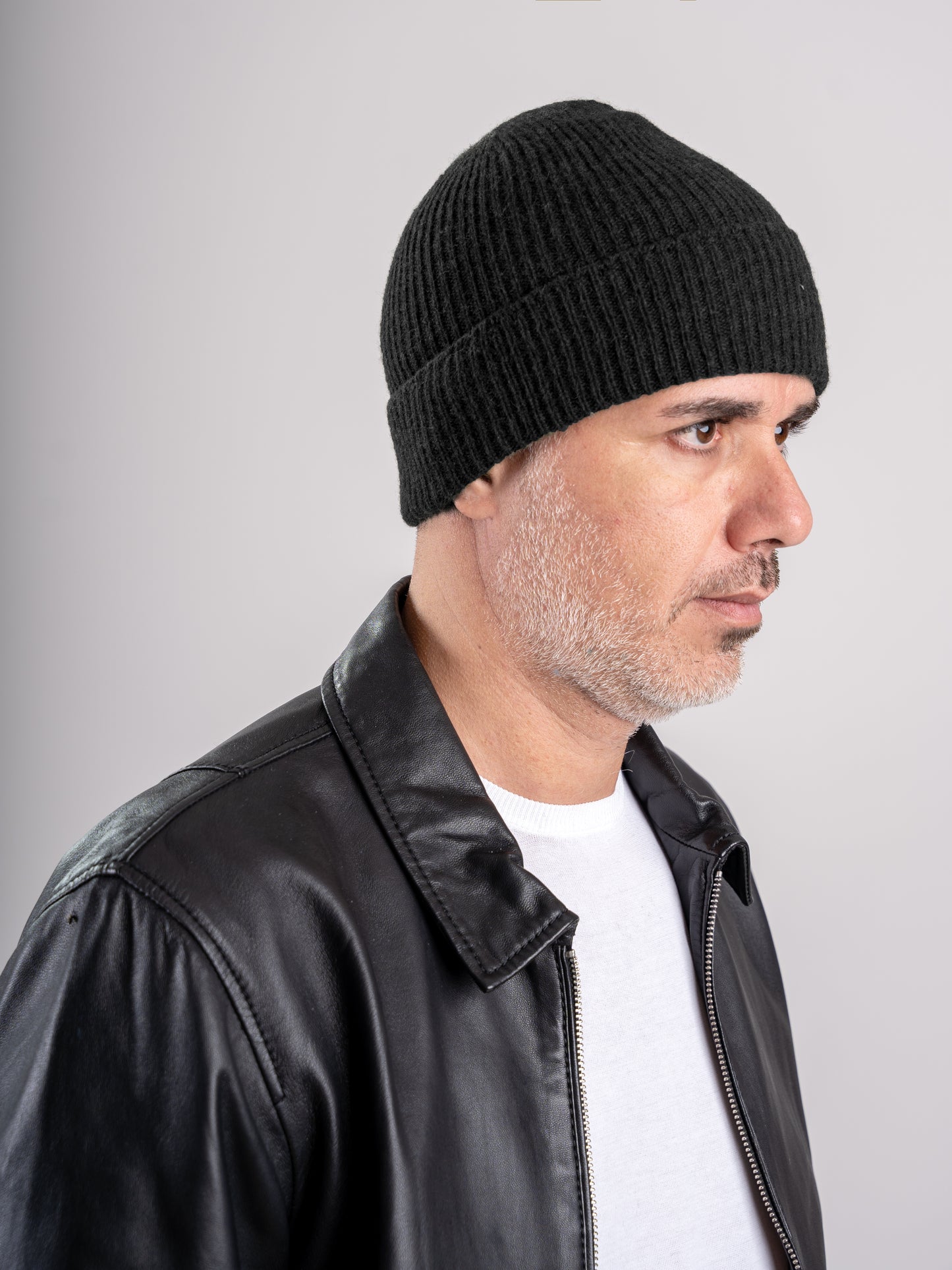 Berretto in Maglia al 100% in Lana a coste 1X1 - Unisex - Made in Italy