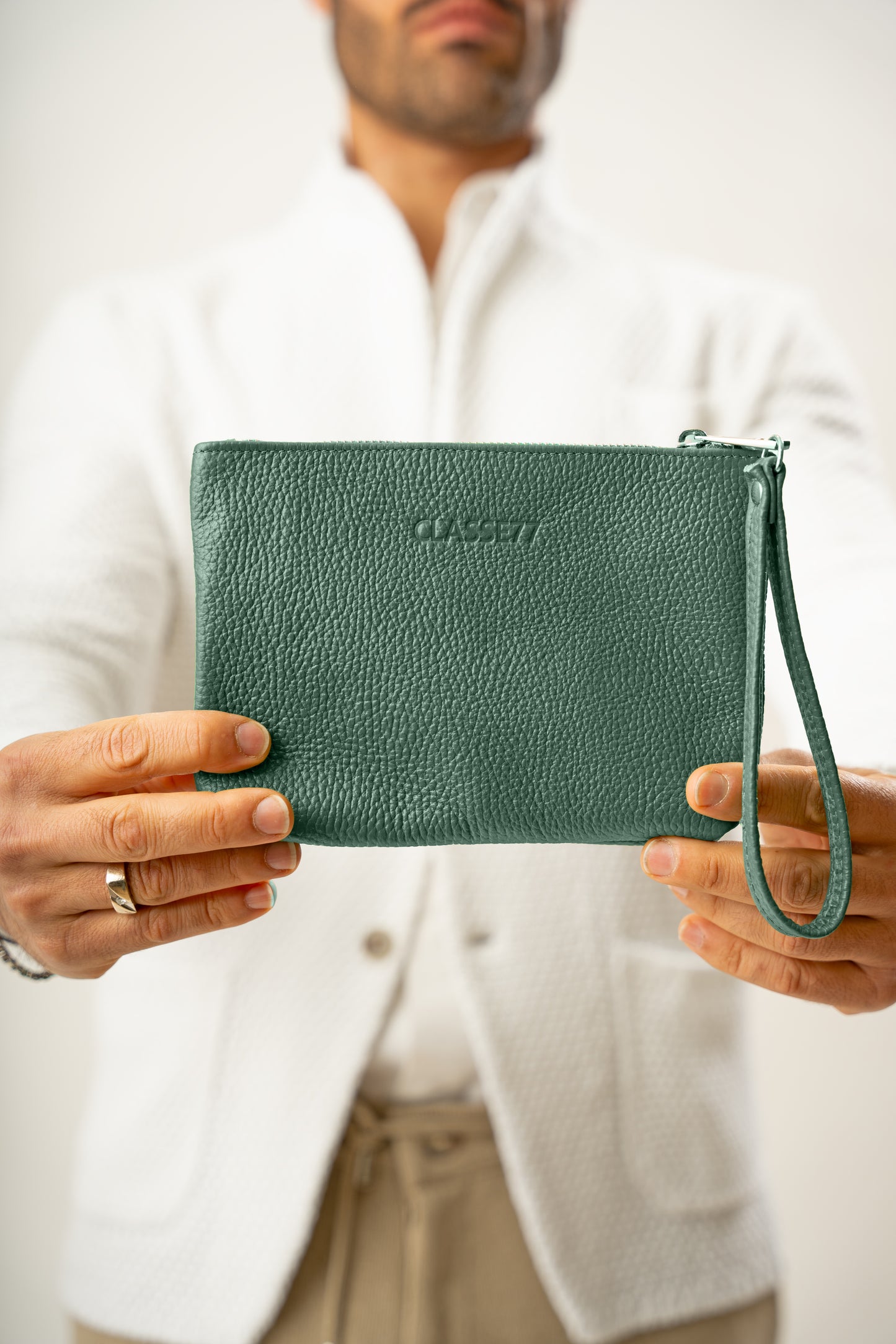 Pochette a Mano in vera Pelle morbida - Borsetta Piccola Clutch con Laccetto - Unisex - Made in Italy